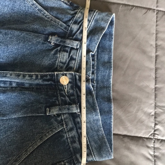 Free Gift With Purchase-High Waist Jeans - Picture 7 of 7